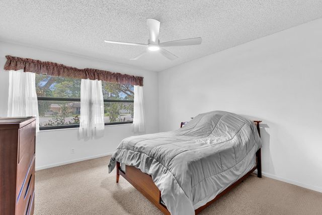 175 NW 84th Way, Coral Springs, FL 33071