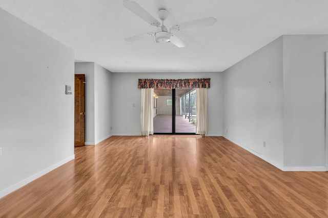 175 NW 84th Way, Coral Springs, FL 33071