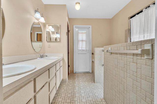 175 NW 84th Way, Coral Springs, FL 33071