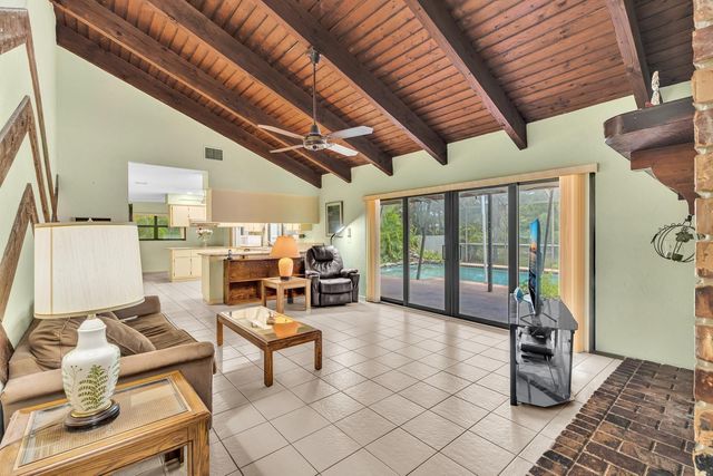 175 NW 84th Way, Coral Springs, FL 33071