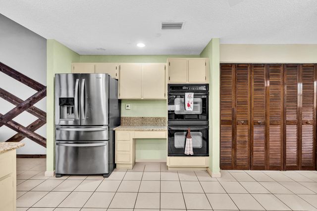 175 NW 84th Way, Coral Springs, FL 33071