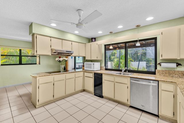 175 NW 84th Way, Coral Springs, FL 33071