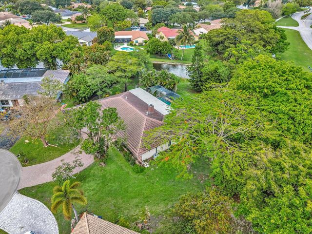 175 NW 84th Way, Coral Springs, FL 33071