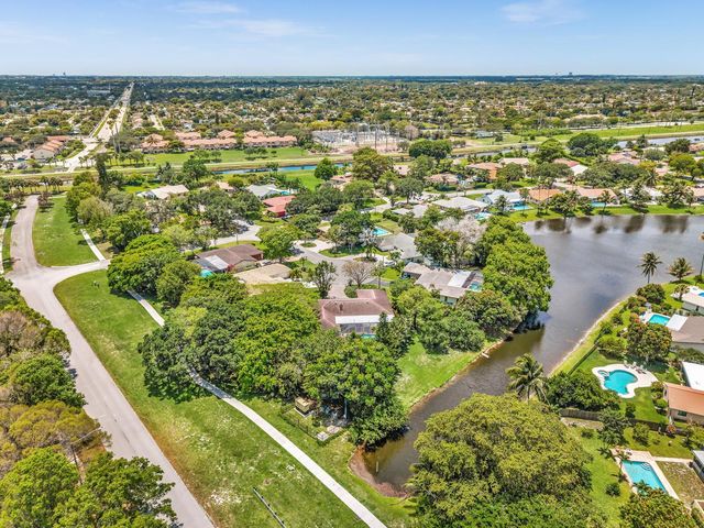 175 NW 84th Way, Coral Springs, FL 33071