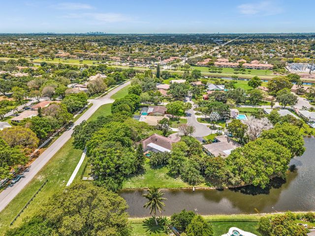 175 NW 84th Way, Coral Springs, FL 33071