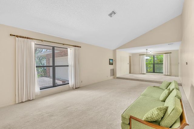 175 NW 84th Way, Coral Springs, FL 33071