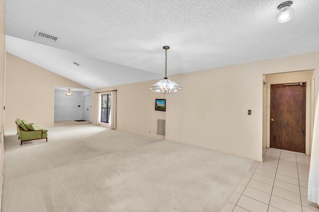 175 NW 84th Way, Coral Springs, FL 33071