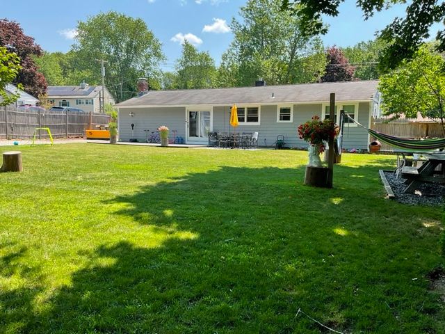 19 Portter Dr, Bellingham, MA 02019