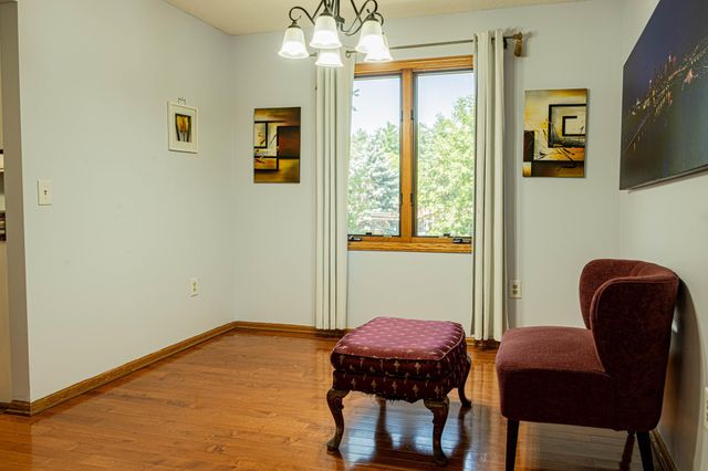 5440 Riverwood Lane, Savage, MN 55378