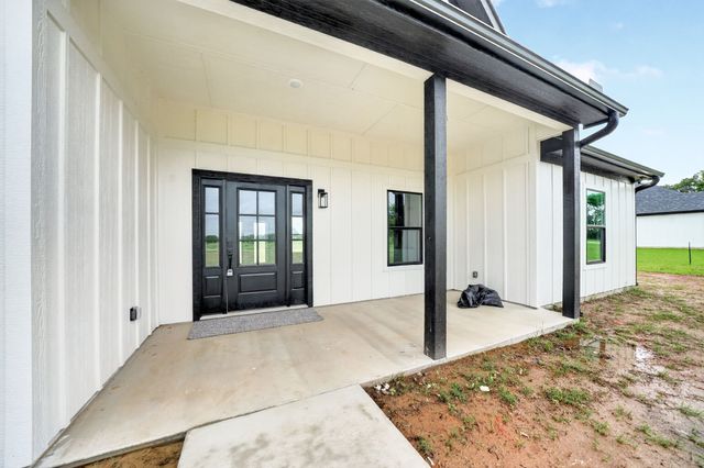 697 VZ CR 3717, Edgewood, TX 75117