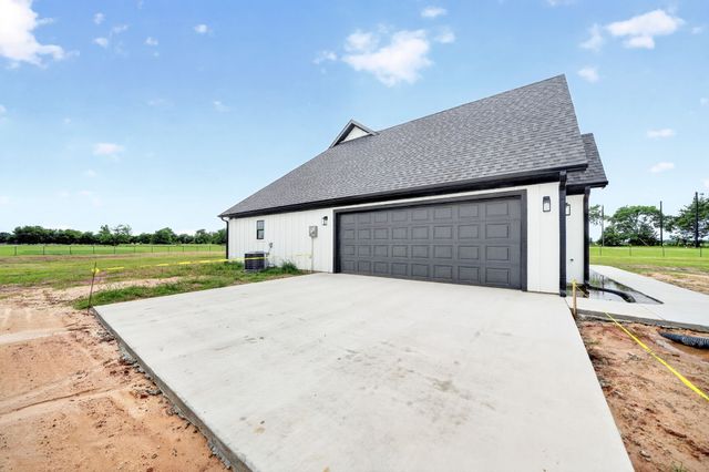 697 VZ CR 3717, Edgewood, TX 75117