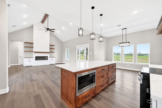 697 VZ CR 3717, Edgewood, TX 75117