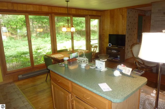 2898 Glory Road, Frankfort, MI 49635