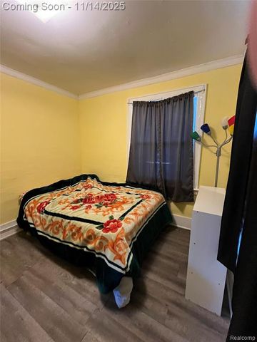 712 Sanford Street, Lansing, MI 48906