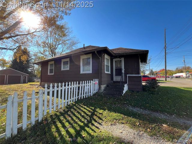 712 Sanford Street, Lansing, MI 48906