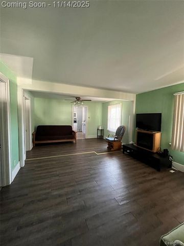 712 Sanford Street, Lansing, MI 48906