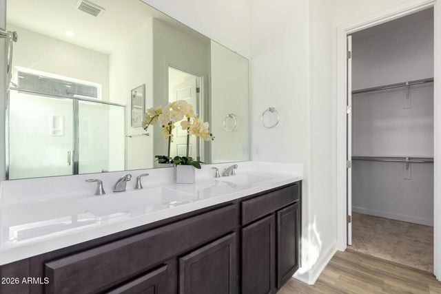 19758 W MONTECITO Avenue, Litchfield Park, AZ 85340