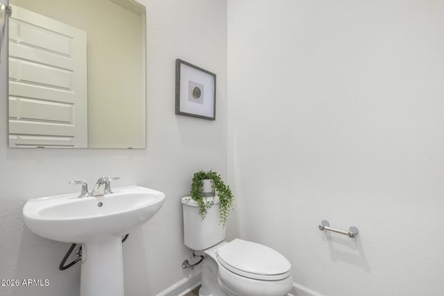19758 W MONTECITO Avenue, Litchfield Park, AZ 85340