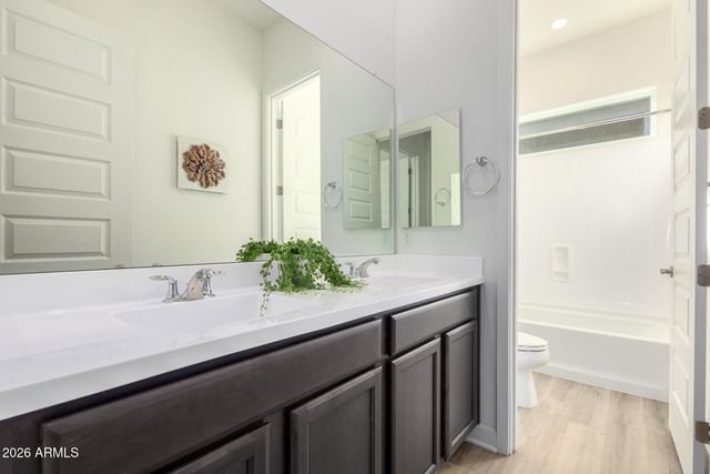 19758 W MONTECITO Avenue, Litchfield Park, AZ 85340