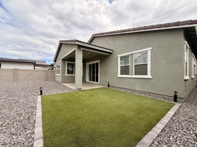 19758 W MONTECITO Avenue, Litchfield Park, AZ 85340