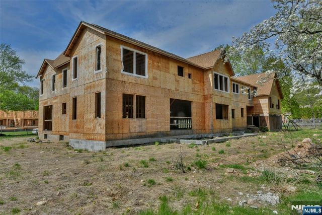 53 Feldman Court, Mahwah, NJ 07430
