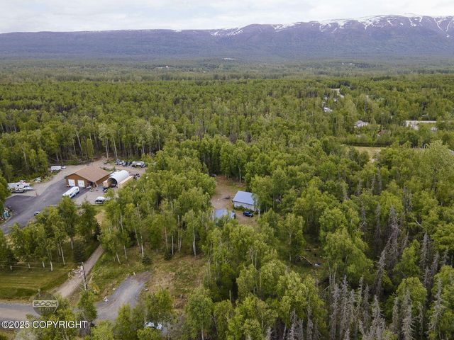 1801 W That Road, Wasilla, AK 99623