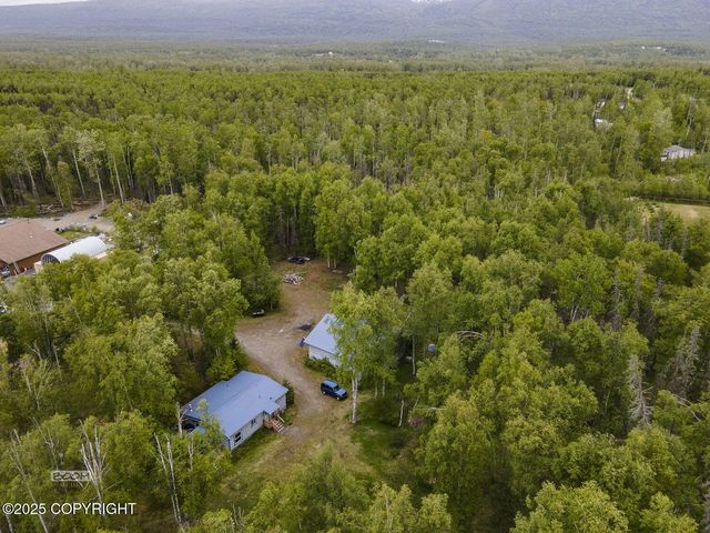 1801 W That Road, Wasilla, AK 99623