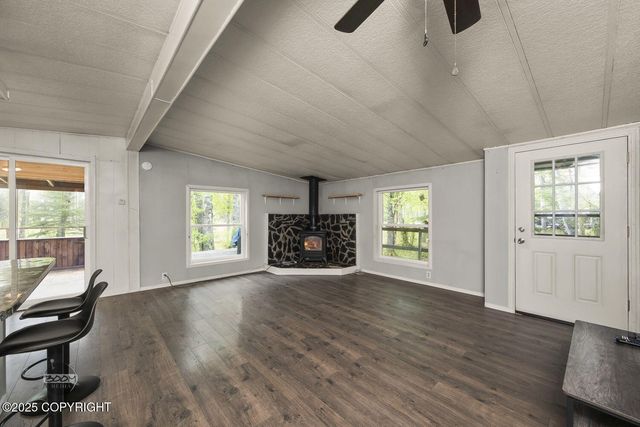 1801 W That Road, Wasilla, AK 99623