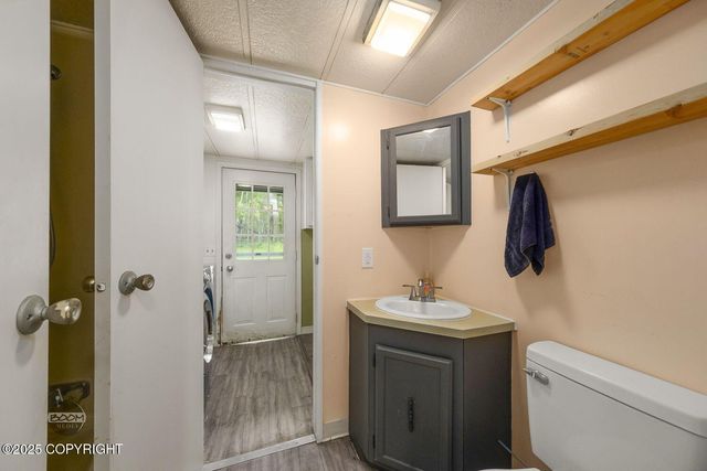 1801 W That Road, Wasilla, AK 99623
