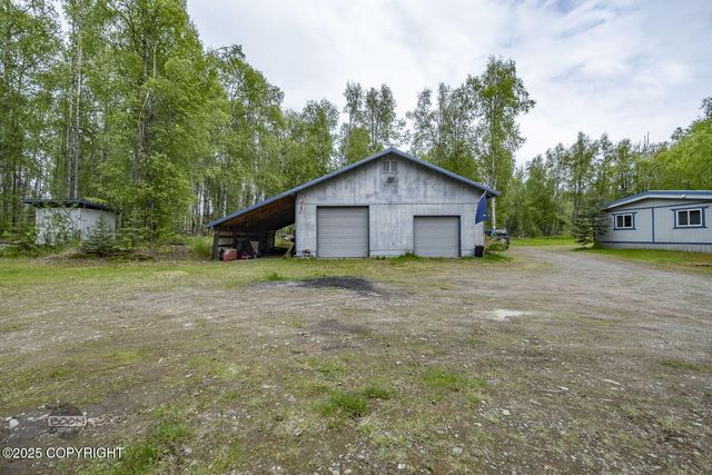 1801 W That Road, Wasilla, AK 99623