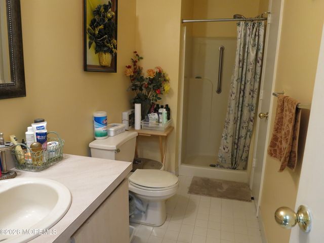 37 Aspen Avenue, Englishtown, NJ 07726