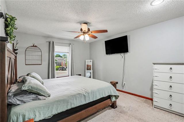 5315 NW 87th Street, Kansas City, MO 64154