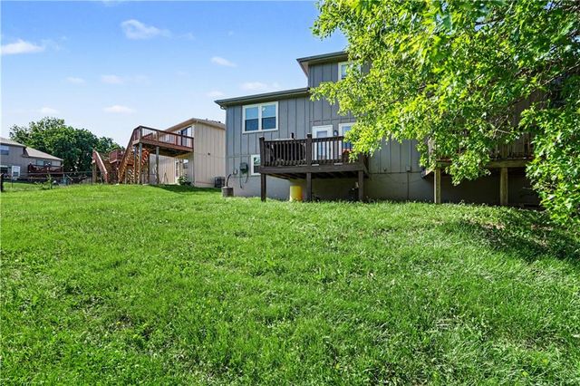 5315 NW 87th Street, Kansas City, MO 64154