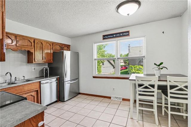 5315 NW 87th Street, Kansas City, MO 64154