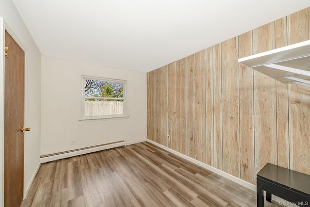 2 Arleen Avenue, Holbrook, NY 11741