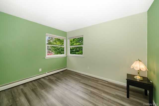 2 Arleen Avenue, Holbrook, NY 11741