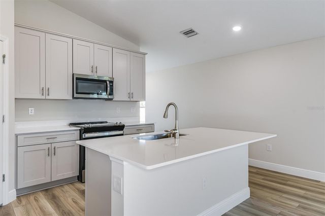 6117 SW 96TH PLACE, Ocala, FL 34476