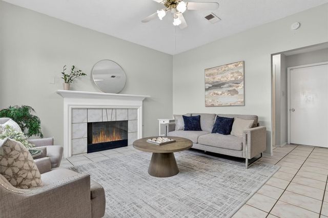 10054 Rio Bravo Road, Houston, TX 77064