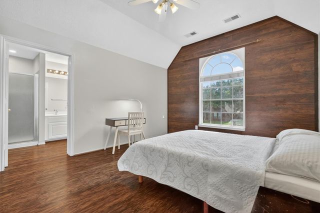 10054 Rio Bravo Road, Houston, TX 77064