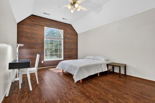 10054 Rio Bravo Road, Houston, TX 77064