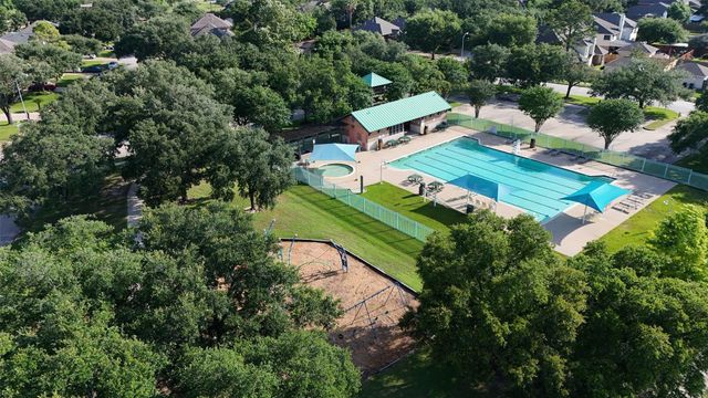 10054 Rio Bravo Road, Houston, TX 77064