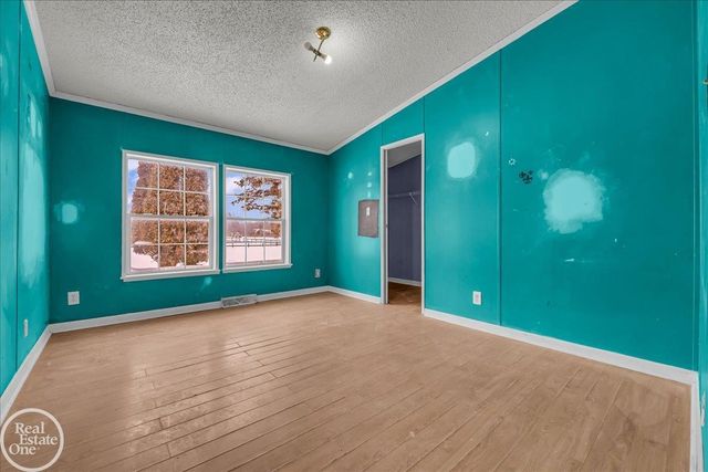 7677 Hewitt Road, Greenwood Twp, MI 48006