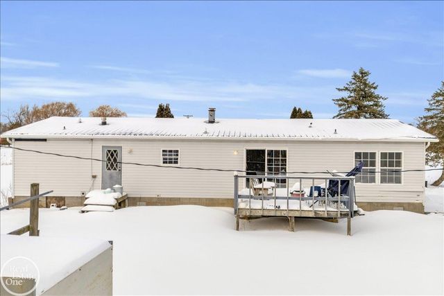 7677 Hewitt Road, Greenwood Twp, MI 48006