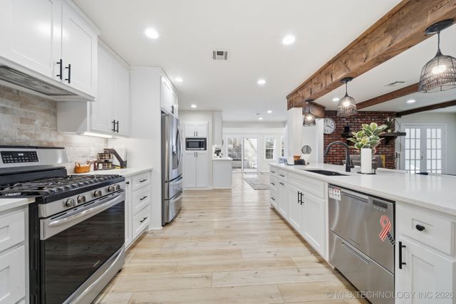 4120 S Juniper Avenue, Broken Arrow, OK 74011