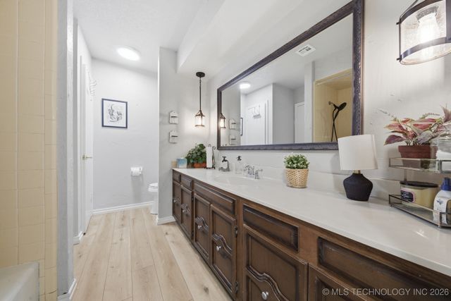 4120 S Juniper Avenue, Broken Arrow, OK 74011