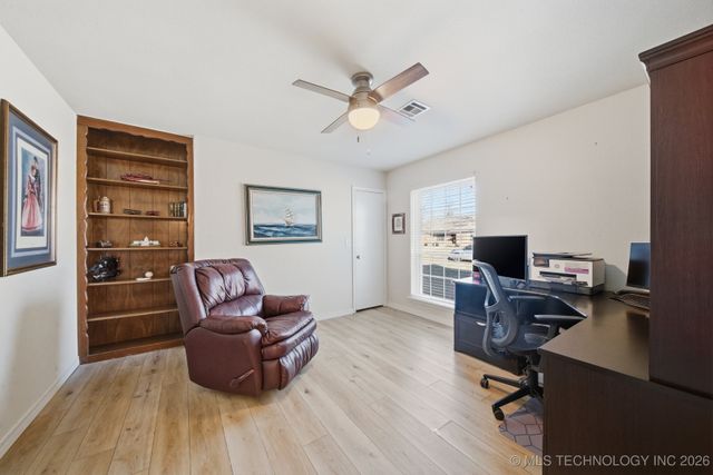 4120 S Juniper Avenue, Broken Arrow, OK 74011