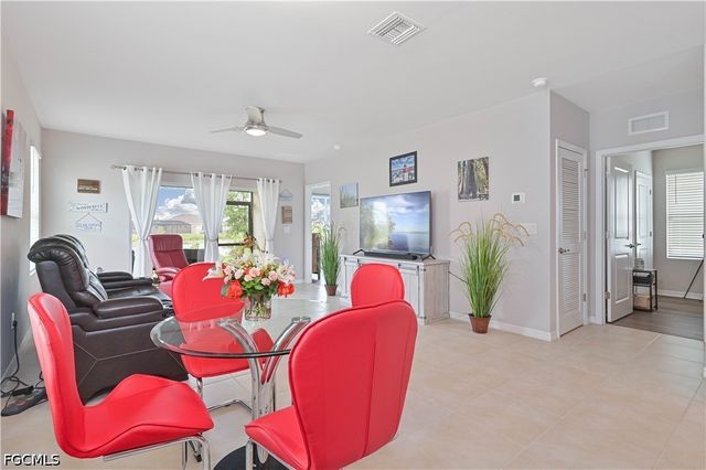 8817 Swell Brooks CT, North Fort Myers, FL 33917