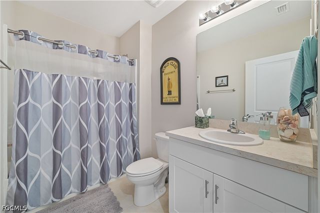 8817 Swell Brooks CT, North Fort Myers, FL 33917