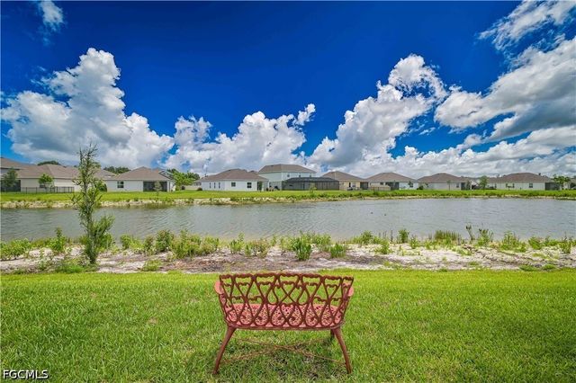 8817 Swell Brooks CT, North Fort Myers, FL 33917