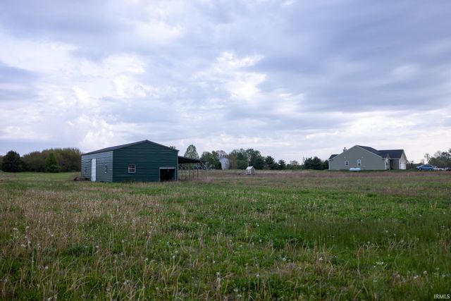 801 S County Road 775 W, Yorktown, IN 47396